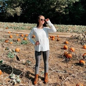 Meet your Posher, Chloe